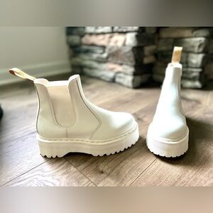 VEGAN 2976 MONO PLATFORM CHELSEA BOOTS